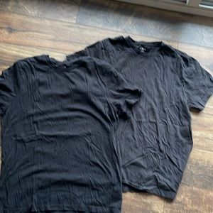 Used black J Crew tshirts
